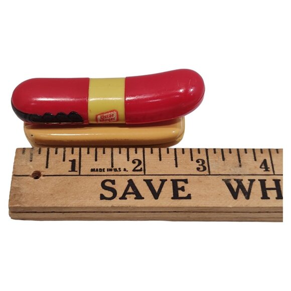 Vntg Oscar Mayer Wienermobile Hot Dog Hot Wheels Toy Car 1993 Malaysia - Picture 5 of 12